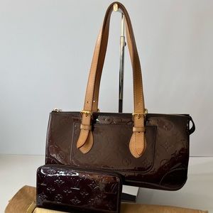 Authentic Louis Vuitton Amarante Vernis w/ Wallet